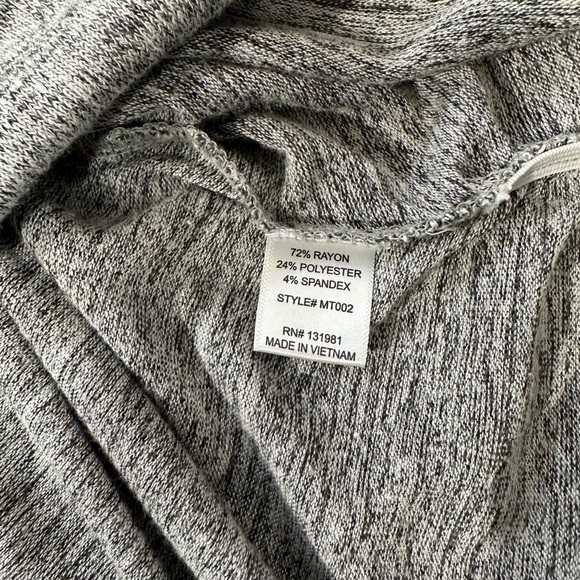 Love Delirious Maternity Long Sleeves Lightweight Hoodie Size L - Picture 6 of 9